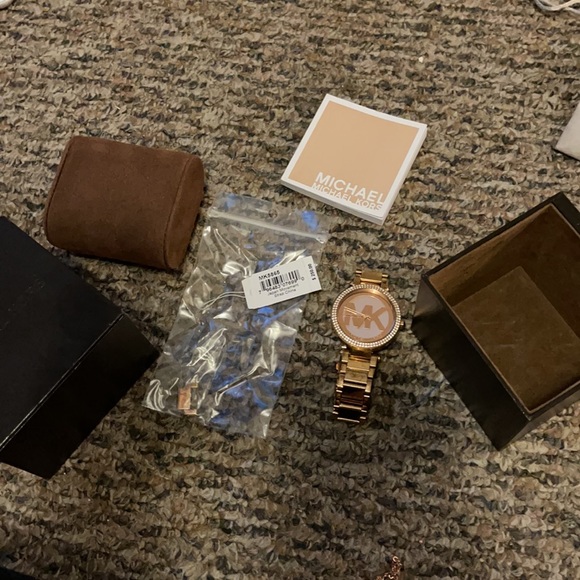 Brand new Michael Kors Rosa gold watch main image 5